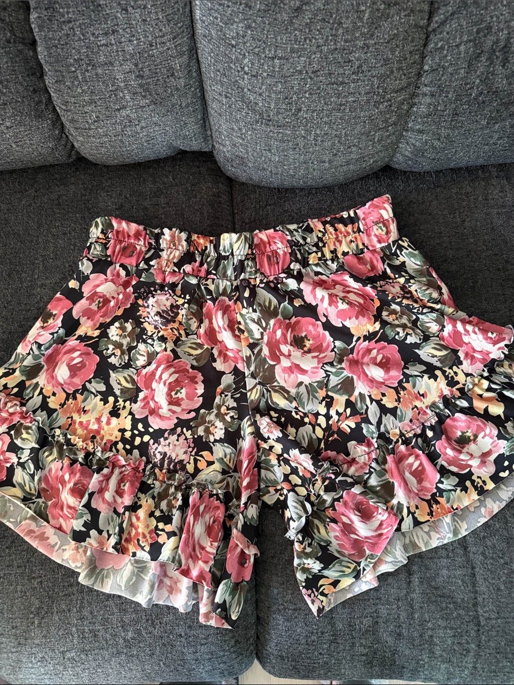 Floral Ruffle Women's Shorts - Pink Floral